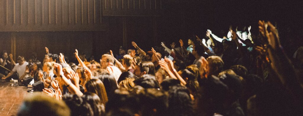 085627_a8be5c3da4304000a1a7def5b0d279b5mv2