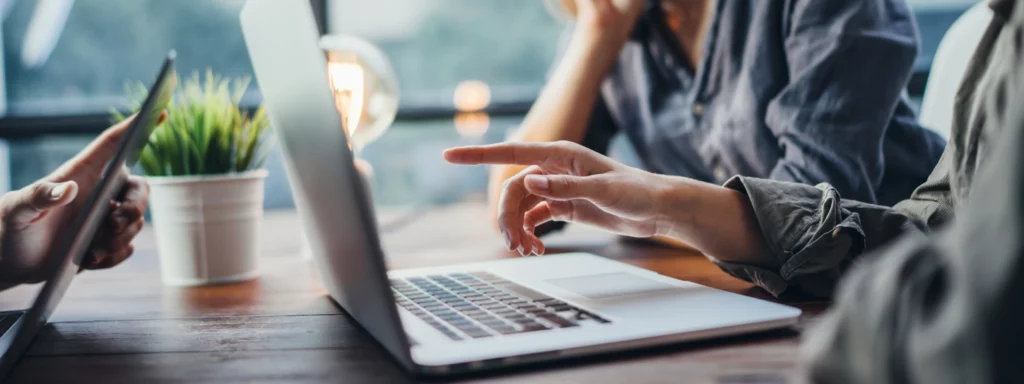 11062b_f35cc67c020c4c8d84b82ca004b66388mv2