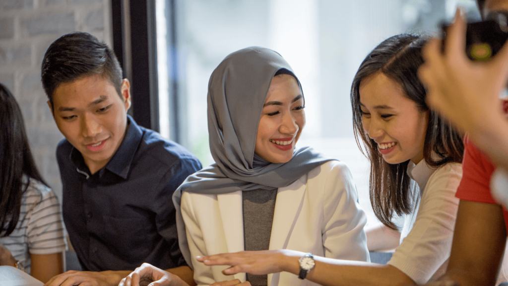 Malaysia's unemployment rate drops to 3.5% in February