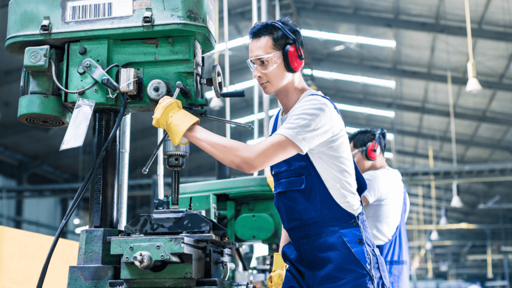 Vietnam's labour market experiences positive growth in Q1 2023