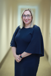 corporate-headshot-kirsty-poltock-country-manager-robert-walters-singapore