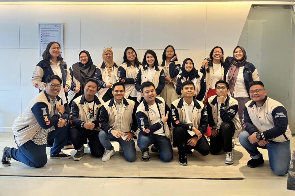 full-team-human-capital-in-jacket